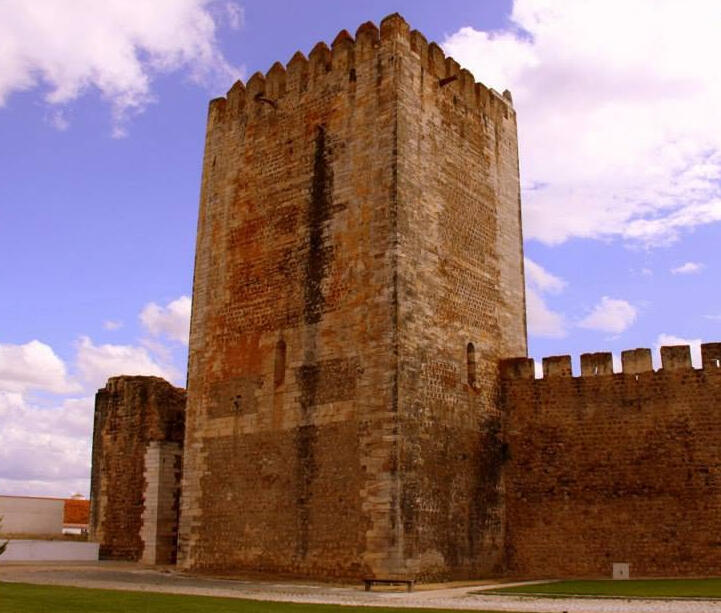 Castelo de Moura